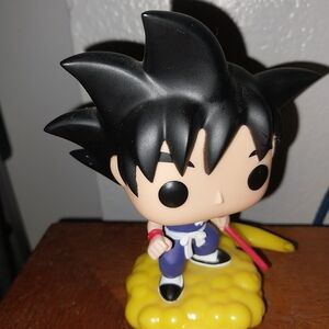 Goku Pop! Vinyl Figure on Flying Nimbus - Black Hair, Yellow Base